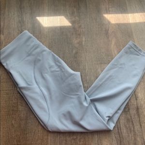 LULULEMON leggings 25” size 6